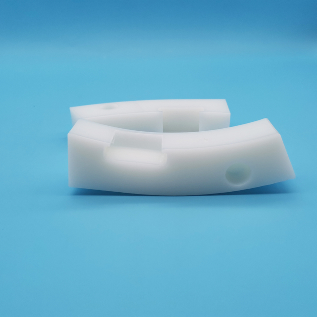 UHMWPE Guide Block 2