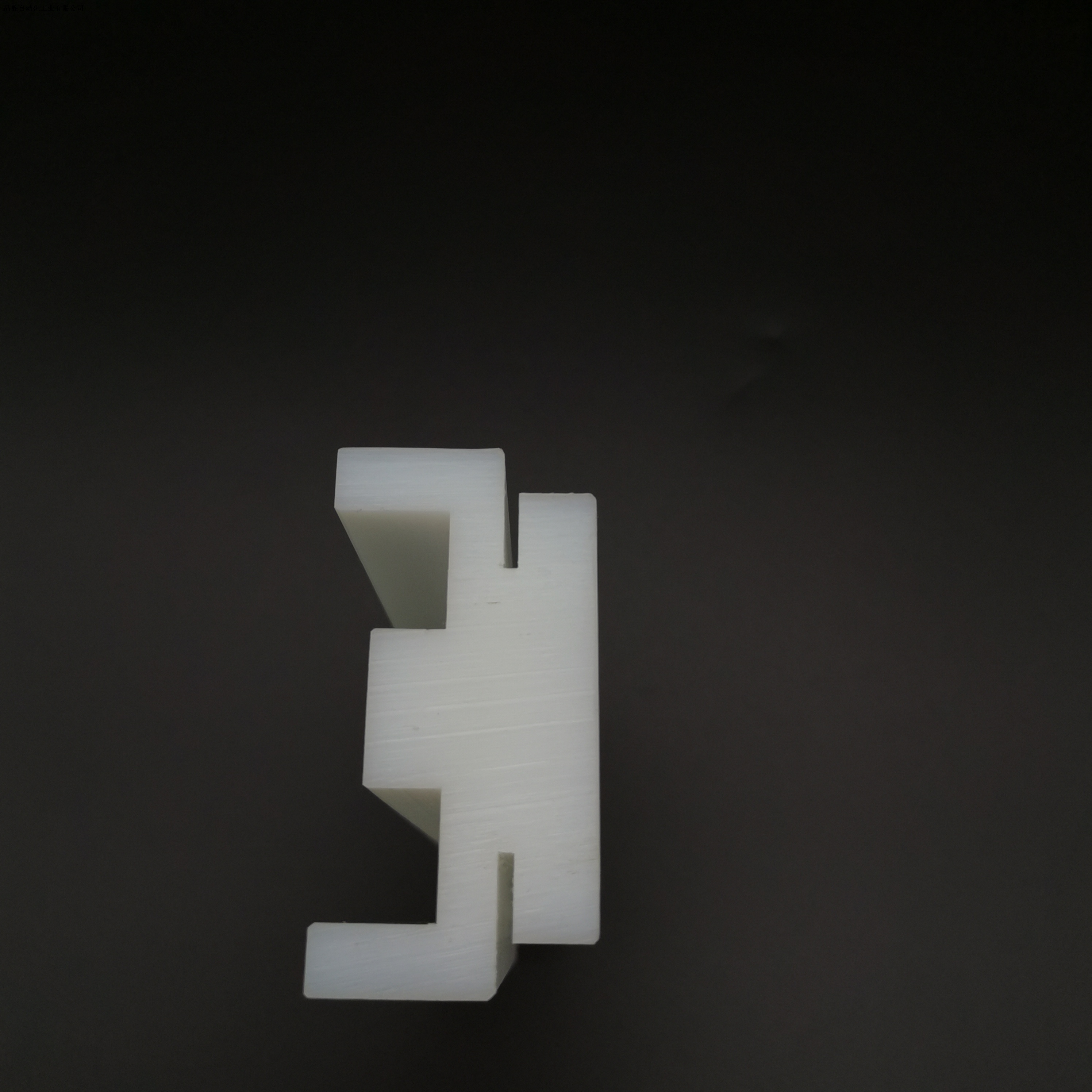 Wear Resistant Guide Rail Made of Engineering Plastics