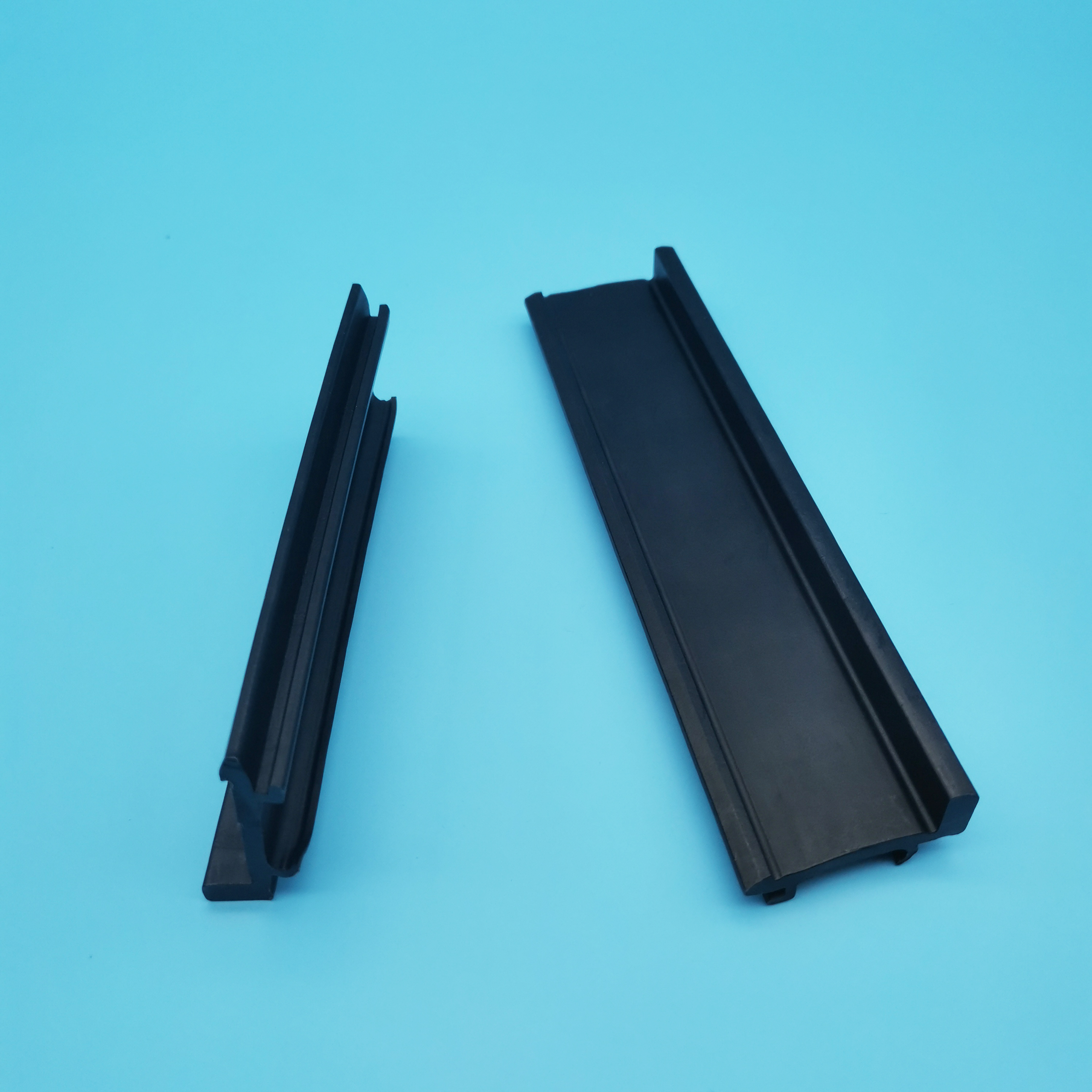 UHMWPE High Wear Resistant Guide Rail