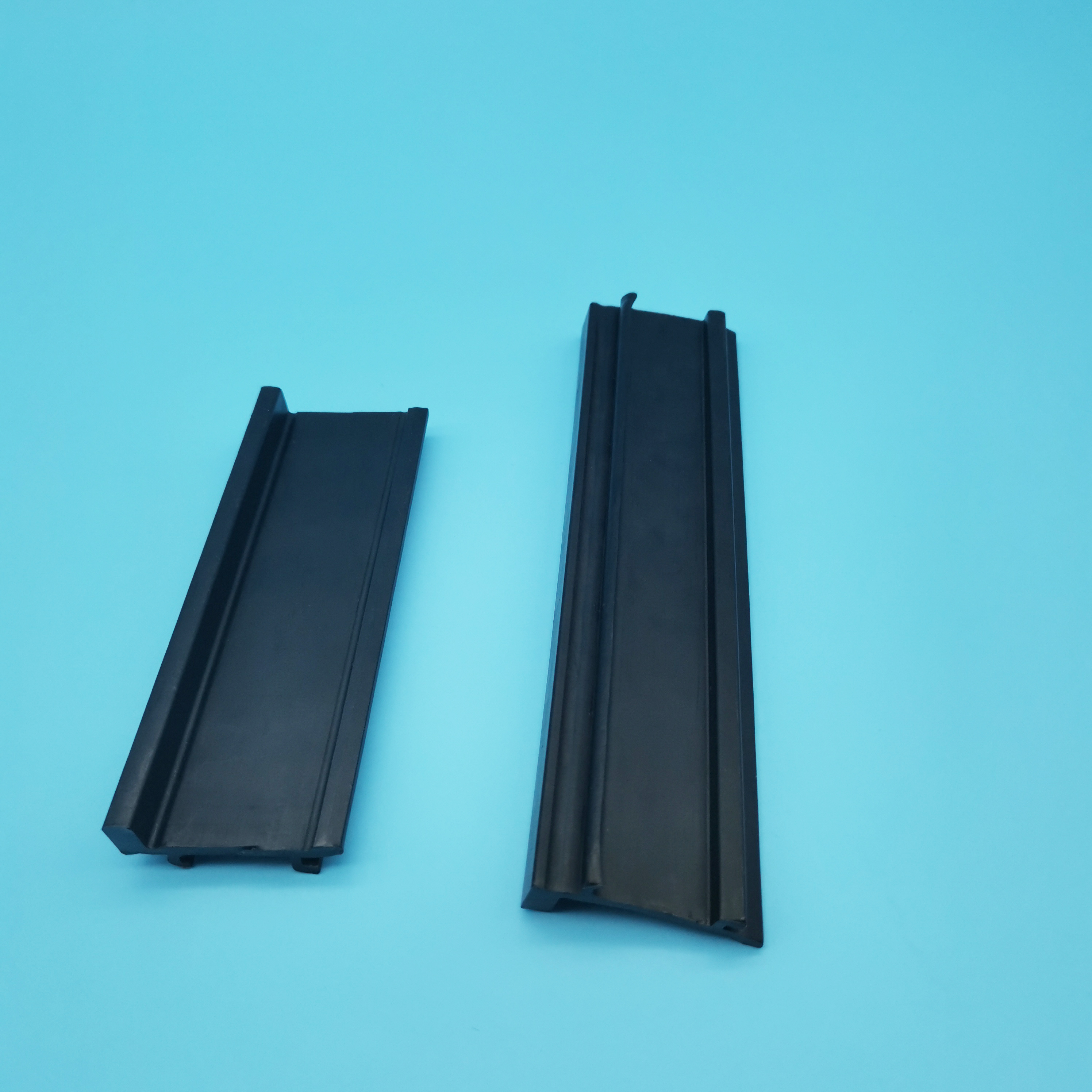 UHMWPE High Wear Resistant Guide Rail