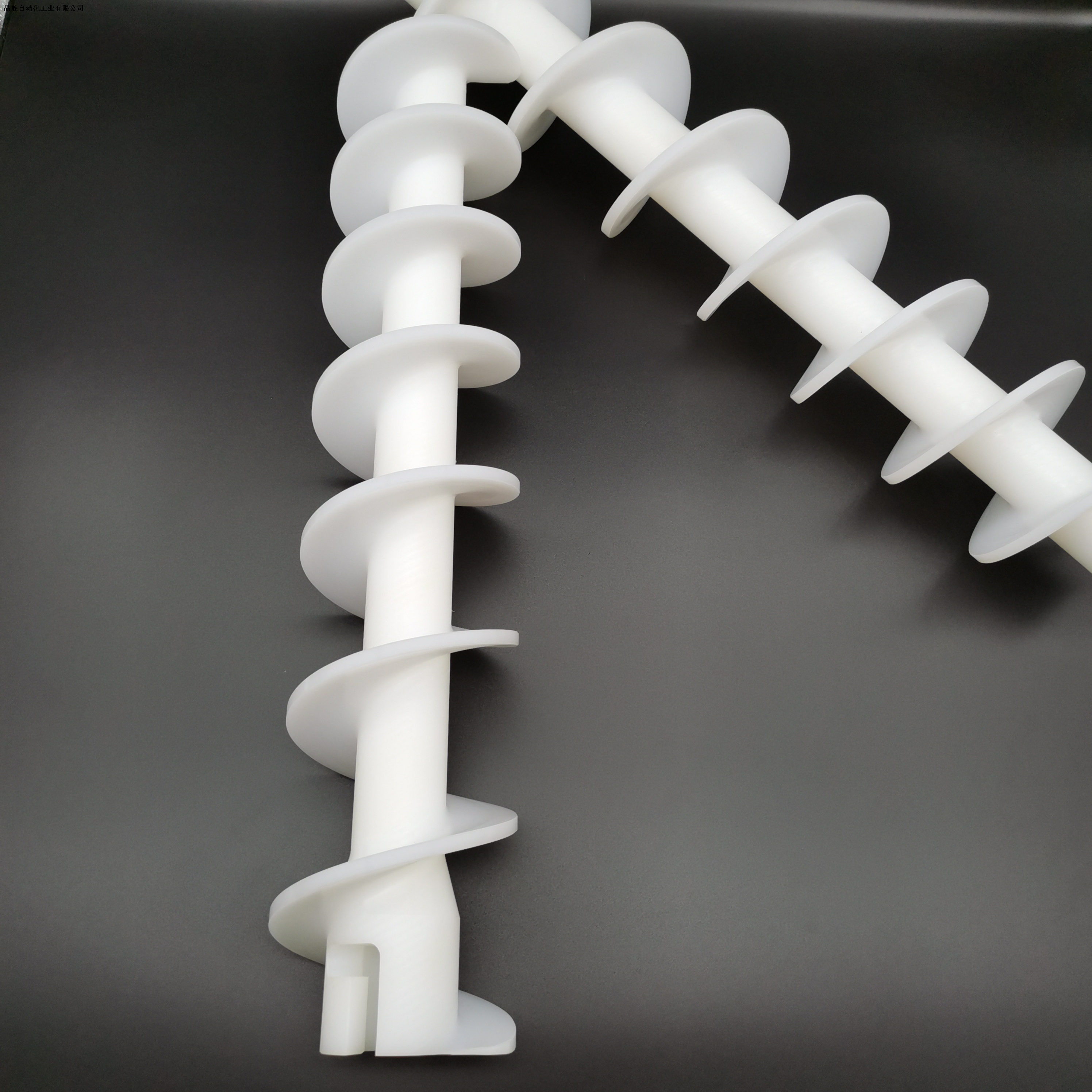 Plastic UHMW-PE Screw with Good Wear Resistance